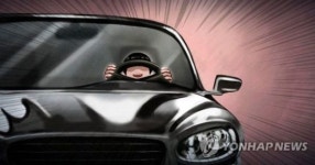 7세 초등학생 엄마 몰래 차 운전하다 사고…2km 운행