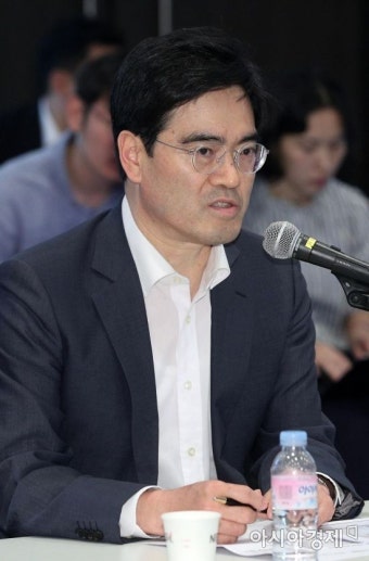 [포토] 인사말하는 공영운 현대차 사장
