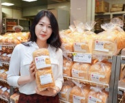 [유통 핫피플]가격 거품 쫙 빼고 맛은 꽉 채운 국민식빵…인기 대박났죠