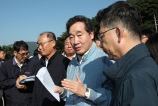 돼지열병 현장방문…이 총리 전광석화처럼 신속하고 단호히 처리