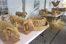 중랑천 야외수영장 볏짚아트 작품 전시