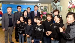 [포토]오승록 노원구청장, 은빛1단지 아이휴(休)센터 개소식 참석