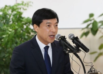 '논란 속 인사' 이성윤 신임 서울중앙지검장 