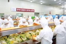 4개팀 모여 1주일만에 편의점·뷔페 김치 뚝딱…1조 B2B 평정나선 대상 종가집