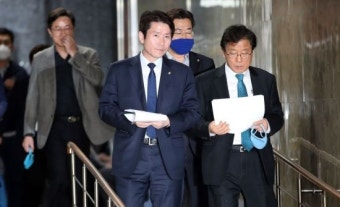 민주당, 시민당 보낼 비례3명 제명…