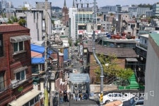 [포토]계단 없애고 에스컬레이터