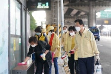 ‘우리 동네는 우리가 지킨다’...성북구 월곡2동 ‘집중 방역의 날’