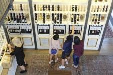 테슬라 장중 낙폭 20%‥캘리포니아 경제활동 중단에 나스닥 급락