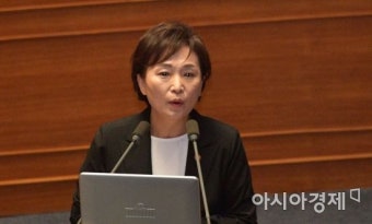 김현미 “저는 자리에 연연 안 해…집값 걱정 죄송”