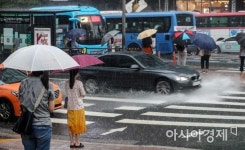 [포토]폭우 내리는 서울