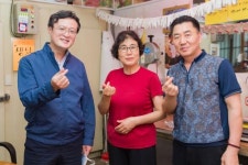 [포토]채현일 영등포구청장, 영등포본동 돌며 동네탐방