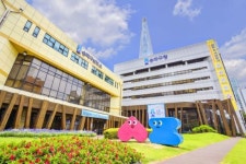 송파구, 취약계층 아동에  코로나19 극복 제철 과일 바구니 전달