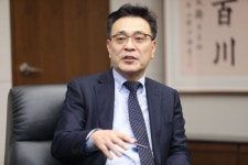 [아시아초대석]이현 대표 동학개미 덕에 덩치 키움…종합금융사 밑그림