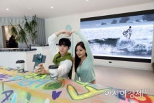 MZ세대 취향저격 놀이터 앉아서 쉴 틈도 없네