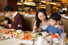 오늘부터 외식할인 1만원…9개 카드사서 응모하세요