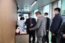 석유공사, 자동차검사소서 방역물품 무료 선물 … ‘싼 주유소 알리미’ 홍보도