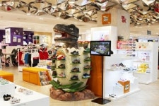 프리미엄 키즈 셀렉샵 ㈜토박스코리아, DINOSOLES 상표권 인수