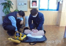 골든타임 5분 부산방향 칠곡주유소, 심장마비 응급장비 AED 설치