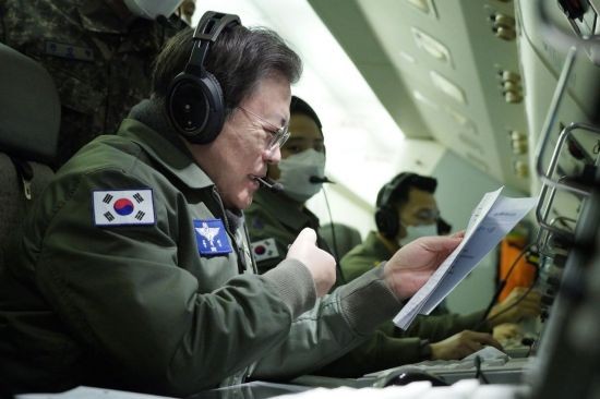 국방부 현재 국군통수권은 윤석열 대통령에게 있다 법적 확인, 안보·안정 확립에 중요한 역할 기대