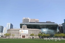 [포토]서울시청 위로 펼쳐진 파란 하늘