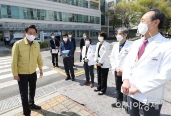 [포토] 서북병원 찾은 오세훈 서울시장