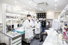 K뷰티 이어 K방역까지…자체기술로 해외시장 뚫은 스타트업