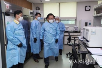 [포토]인천공항 검역소 찾은 김부겸 총리