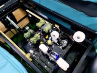 미용실의 바디프렌드 꿈꾼다…‘착한 가격’ 안마샴푸대 내놓은 어스트