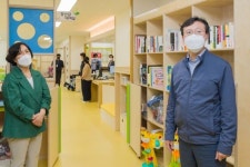 [포토]채현일 영등포구청장, 개관 앞둔 YDP미래평생학습관 시설점검