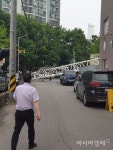 안양 골프연습장 철거 현장서 철제 기둥 무너져…인명피해는 없어