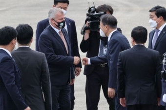 文대통령, G7서 코로나 이후 첫 대면 다자외교…오늘 출국(종합)
