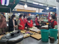 진주 여성단체협의회 코로나 극복 전통시장 살리기 앞장 … 지역경제 활성화 기여