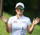 [클럽하우스에서] ‘1000라운드’ 홍란 하하, 이런 날도 오네요