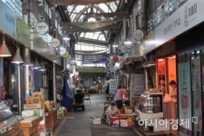 코로나19 신규 확진자 3주째 네 자릿수…비수도권 40% 육박(상보)