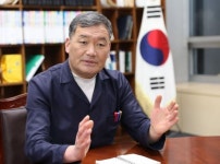 [인터뷰] “내가 뛰어다닐 때 군민은 행복했다” … 민선초대·3선연임 ‘풀뿌리 원조’ 오규석 부산 기장군수