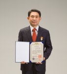 영주시 소수박물관 송준태 관장, 문화유산 보호 대통령 표창 수상