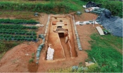 부여 응평리 석실묘 주인은 백제 귀족