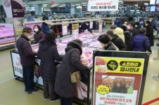 농협유통, 소 한 마리 파격 할인 행사 진행