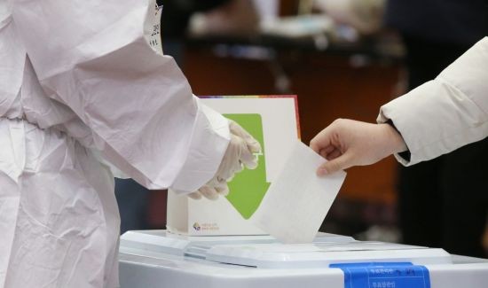 대통령 선거 사전투표 부실 관리 사과…노태악 책임 소재 공개한 답안