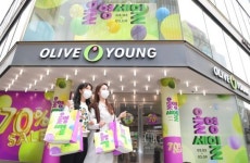 CJ올리브영, 봄맞이 올영세일 매출 전년比 59% ↑
