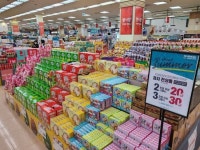 롯데마트에서 부담없이 과자 사요…제과업체 4사 할인행사