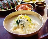 ‘건진국수’를 아세요? … 무더운 여름 입맛 돋우는 ‘안동국시’