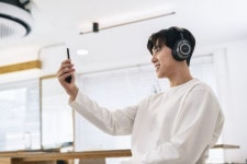 하만, 오디오 마크 레빈슨 소음제거 무선헤드폰 출시