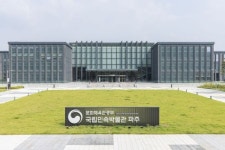 첫돌 맞은 한국민속박물관 파주 수장고에는 ‘제일 중요한 유물’이 없다