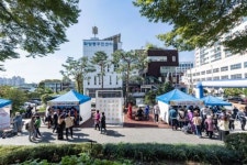 안녕건어물장유신문점 | “토요일에 만나요, 이태원에서”