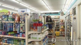 “반말은 기본, 욕이나 안 하면…” 편의점 알바생 ‘한숨’