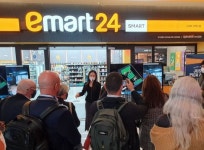 세계프랜차이즈협의회, 이마트24 스마트 편의점 방문