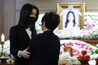 김건희 여사, 이태원 참사 빈소 조문·부상자 병문안…