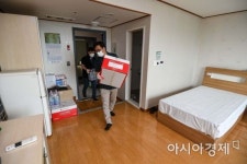마지막 생활치료센터 이달 말 종료…외국인 확진자는 호텔 이용해야