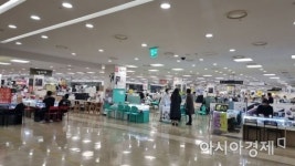 수능 끝나는대로 성지 갑니다…수험생 노린 불법보조금 기승